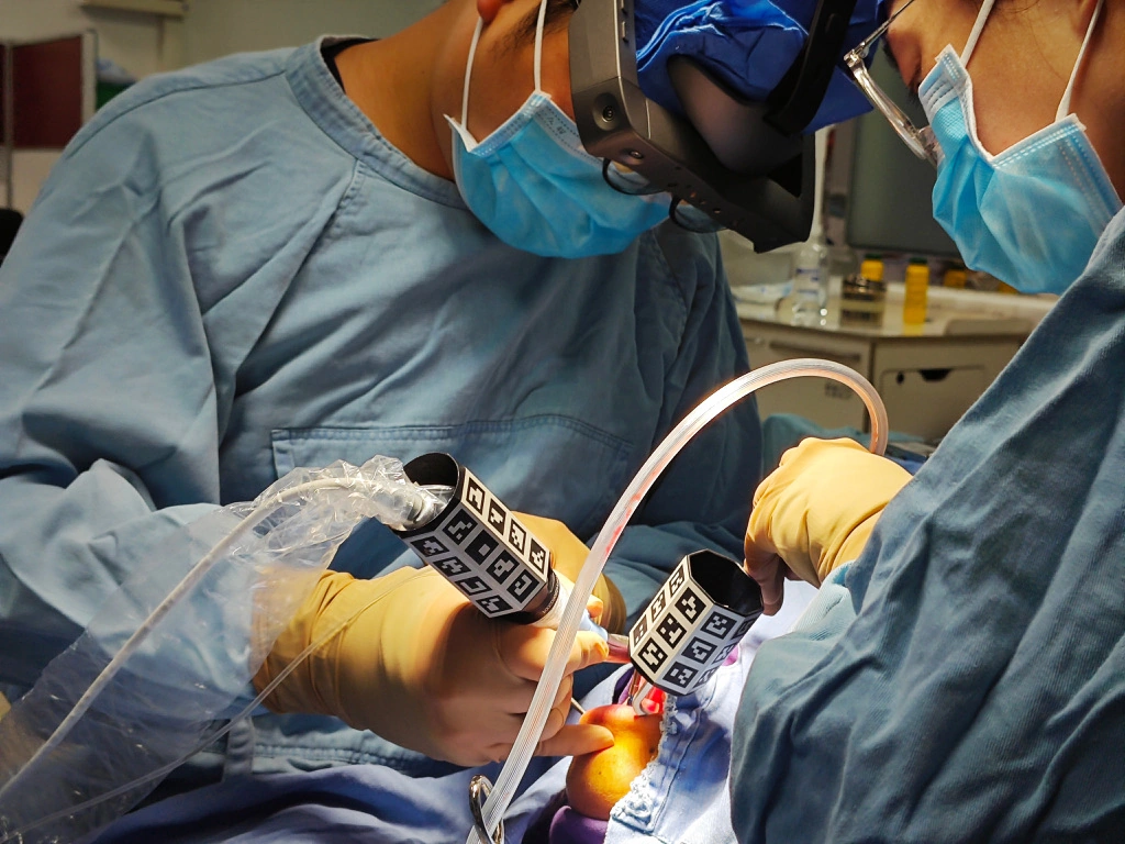 TARS AR-guided navigation in an oral surgical procedure